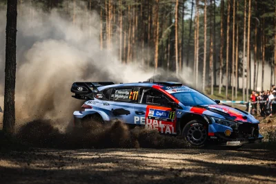 Rallye d’Estonie – ES15 : Thierry Neuville débloque son compteur, Pajari et Solberg se neutralisent