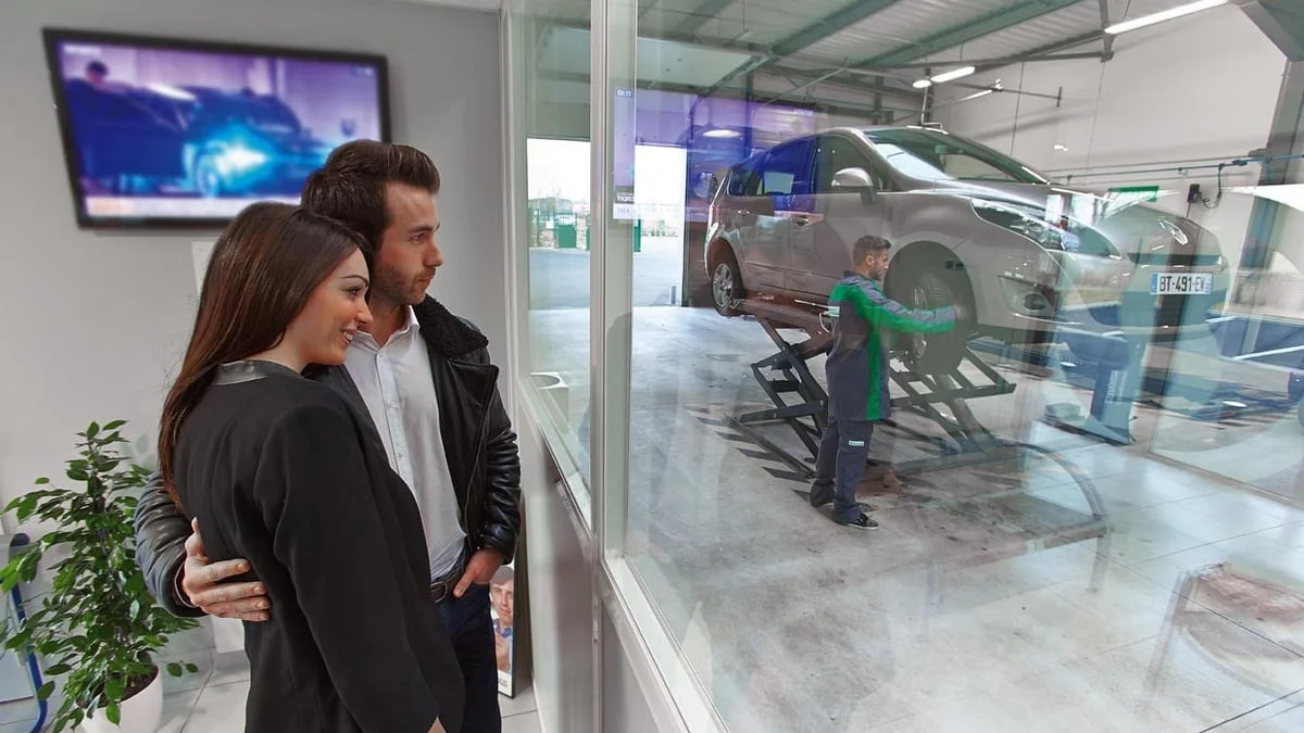 Peugeot et Renault écrasent le top 20 des modèles les plus examinés au contrôle technique en 2025