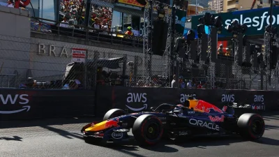 Grand Prix de Monaco 2026 – Revivez le départ : Verstappen cale sur la grille, les Ferrari chassent déjà Antonelli !