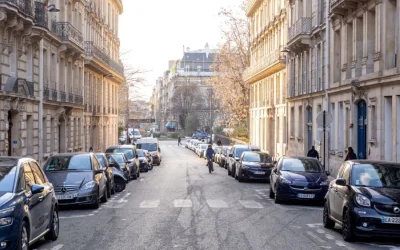 Garer gratuitement sa voiture à Paris en août : la mairie a décidé