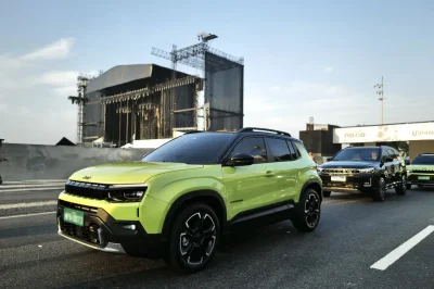 Jeep Avenger : le nouveau look du petit SUV électrique dévoilé lors d’un concert de Shakira au Brésil