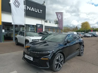 Voitures d’occasion : l’électrique s’est envolé en avril, alors que le marché décroche