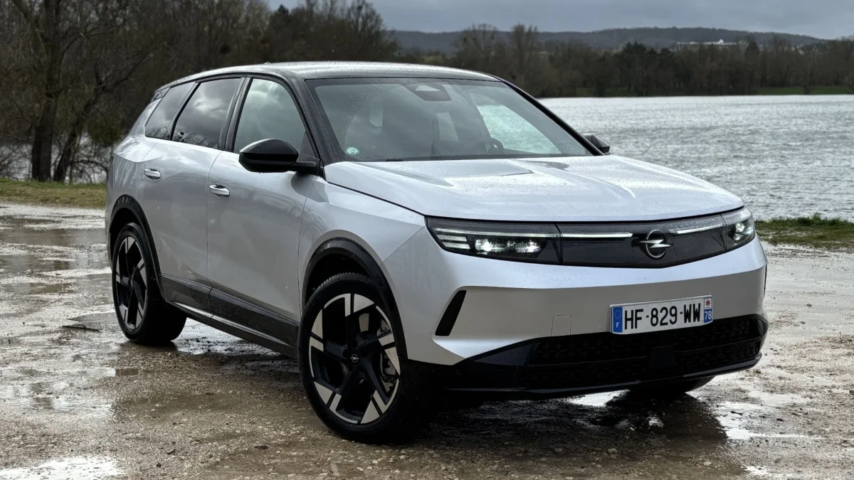 Opel Grandland Electric : notre essai longue durée du grand SUV électrique familial