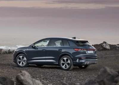 Audi Q4 e-tron restylé (2026) : voici la gamme et les prix, avec de bonnes nouvelles