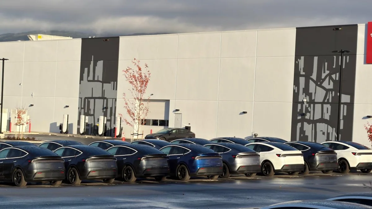 Production de batteries : Tesla passe à la vitesse supérieure en Europe