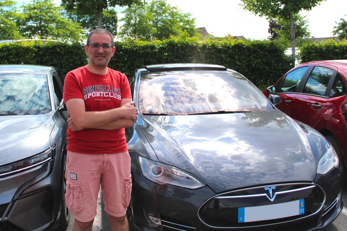 Témoignage : la Tesla Model S de Willy affiche 370 000 km au compteur et il la gardera jusqu’au bout !