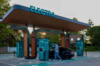 0,19 € le kWh : une recharge rapide à prix cassé chez Electra, mais attention aux conditions !