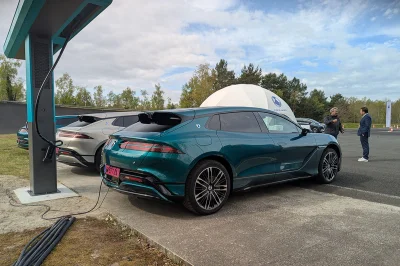 Un client doit remplacer la batterie révolutionnaire de sa BYD et la facture va vous surprendre