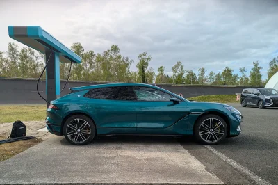 BYD assure que sa recharge ultra-rapide à plus de 1000 kW n’endommage pas les batteries