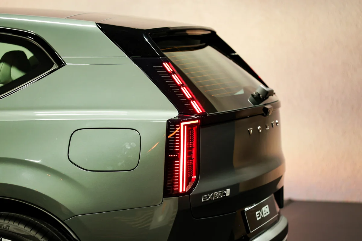 Superchargeurs Tesla : voilà comment Volvo veut simplifier la recharge pour ses clients
