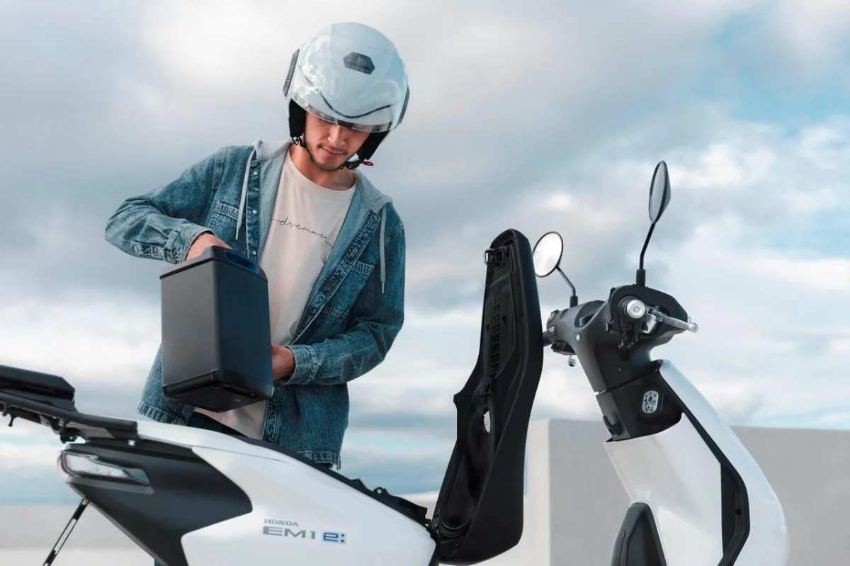 Vous roulez en scooter ou en moto électrique : racontez-nous votre expérience !