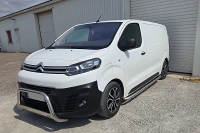 Témoignage : avec son utilitaire électrique, cet artisan économise 3 000 € par an sur le carburant