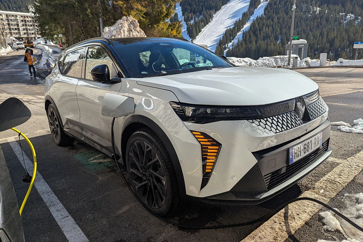 Production automobile : l’électrique redonne des couleurs au made in France