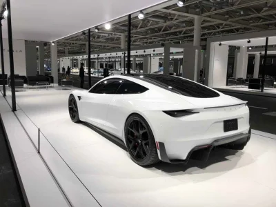 Tesla repousse (encore) la présentation du nouveau Roadster. Mais est-ce une surprise ?