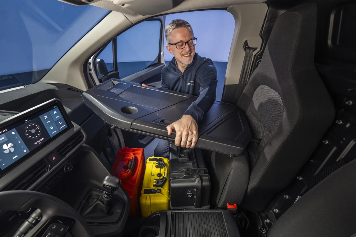 Smart Compact Van : l’utilitaire électrique malin et abordable chez Stellantis Pro One