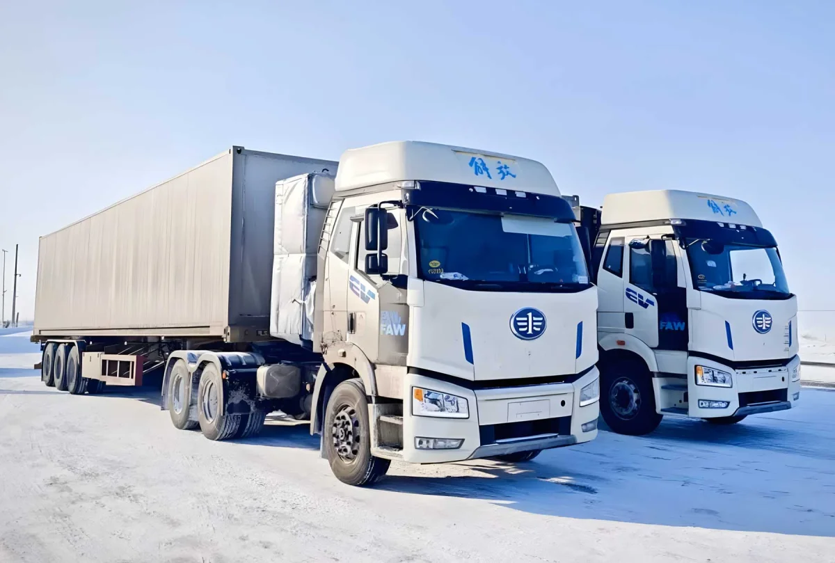 Avec sa batterie sodium, ce camion électrique a affronté -40 °C pendant 7 mois sans flancher