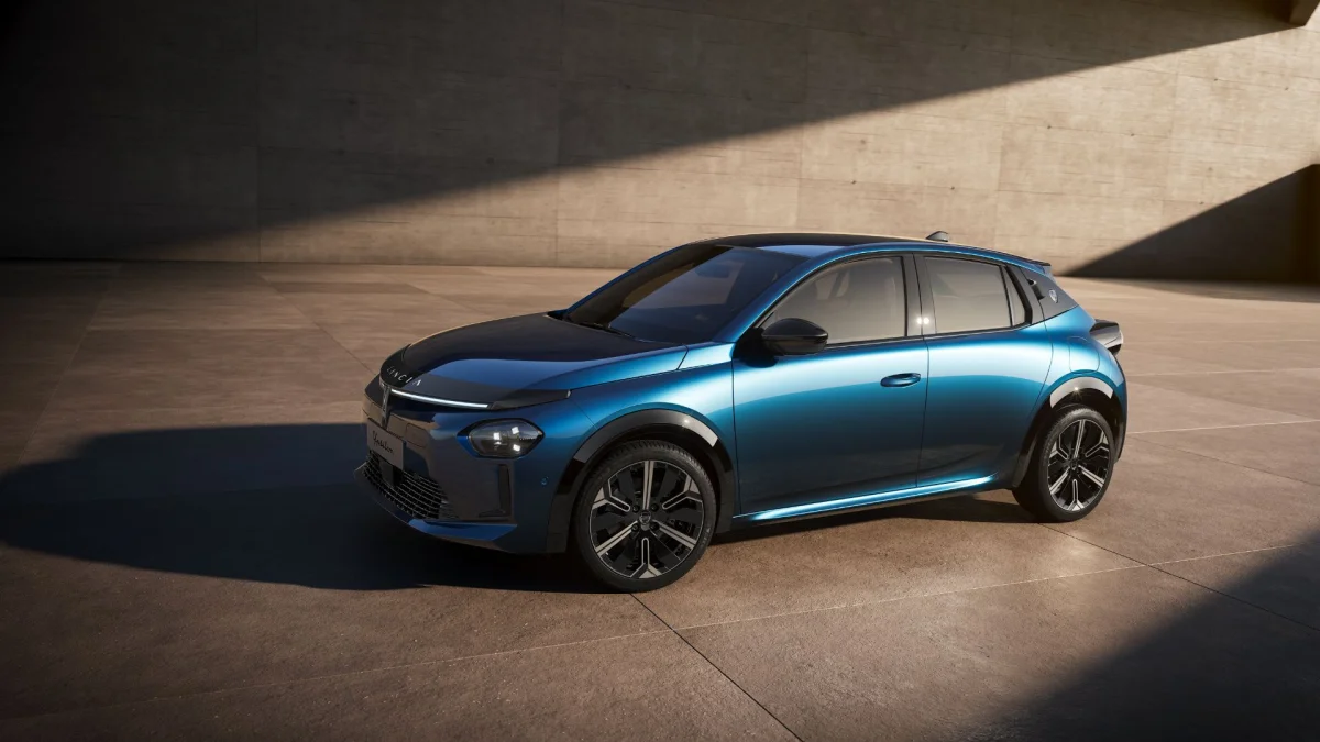 Leasing social 2026 – Lancia Ypsilon à 195 € par mois : trop chère face à la Peugeot e-208 ?