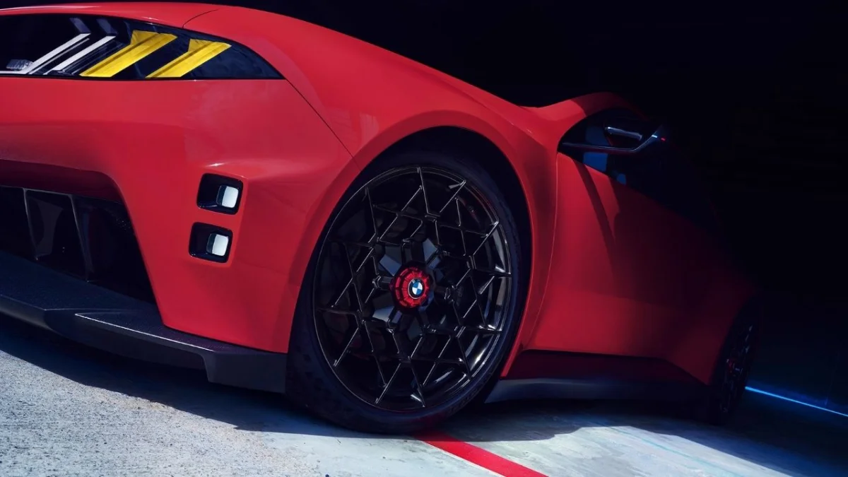 BMW qui fait dans le brutal avec la M3 électrique, Polestar qui joue sa survie, Hyundai qui fait vroum-vroum, Amazon qui débarque dans le robotaxi et le marché européen de l’électrique à 25 %… Bienvenue dans Regen n°70