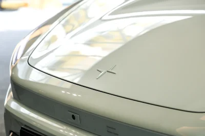 Polestar 5 : notre première découverte de la rivale électrique de la Porsche Taycan