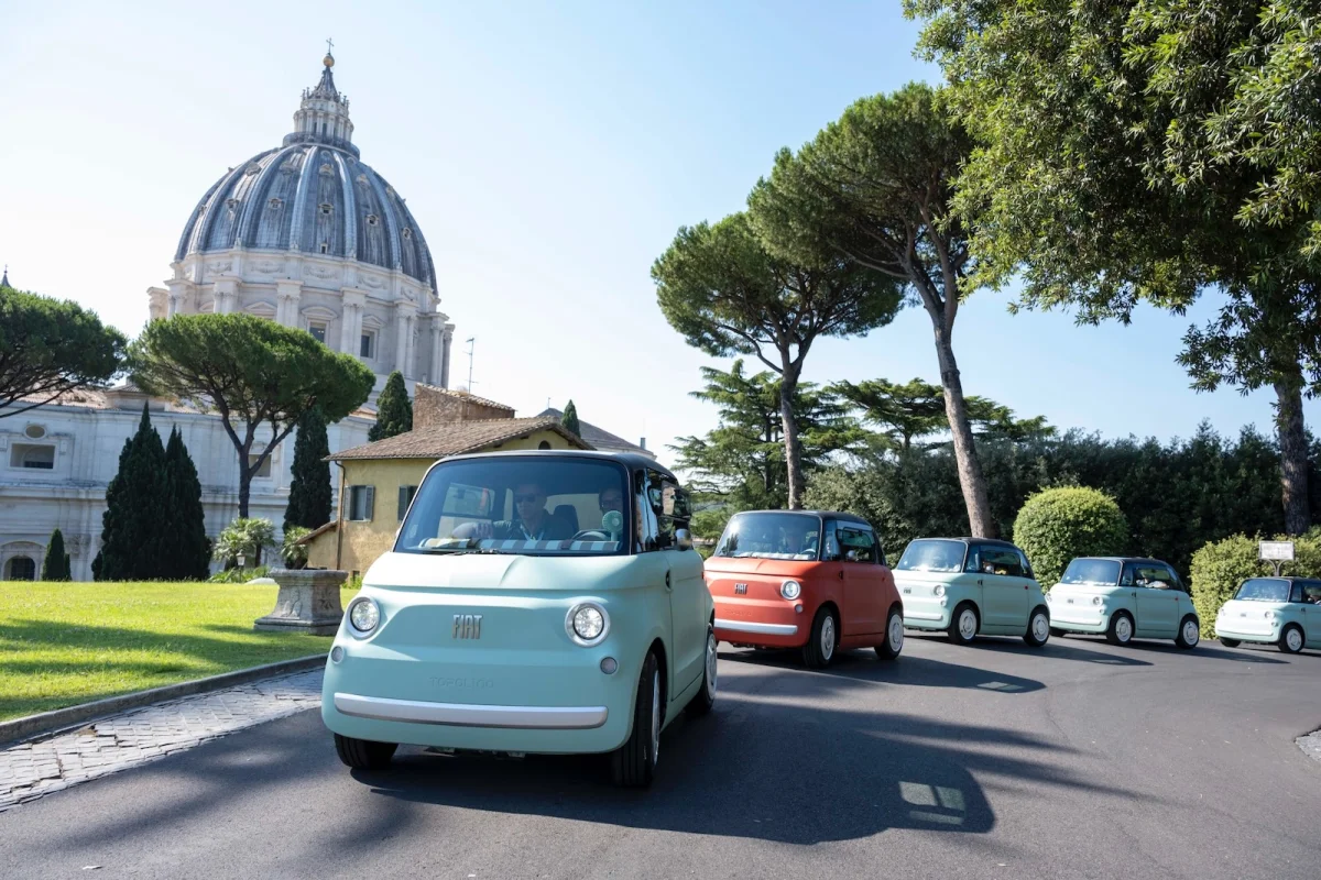 Fiat Topolino : la petite électrique intègre la flotte du Vatican