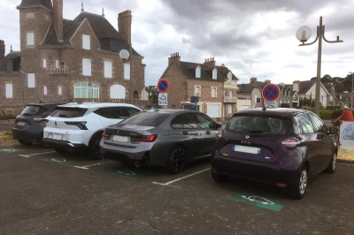 Les vacances d’été, le moment parfait pour montrer que les voitures électriques, ça marche !