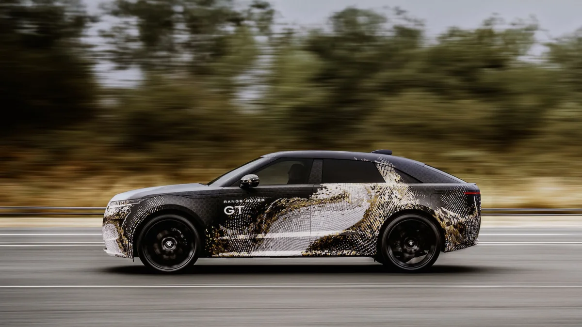 Range Rover GT : les premières photos officielles d’un inédit SUV électrique à l’habitacle surprenant