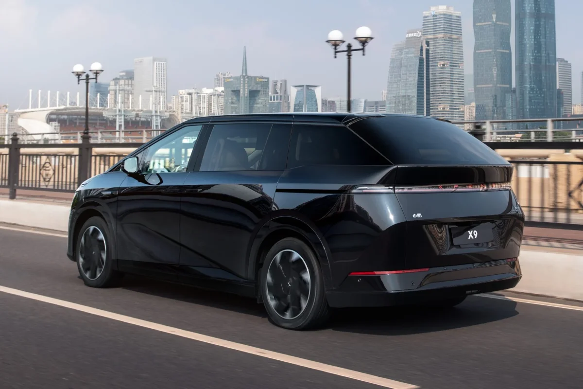 Le poids des SUV et monospaces électriques pose problème en Chine, Pékin veut réagir