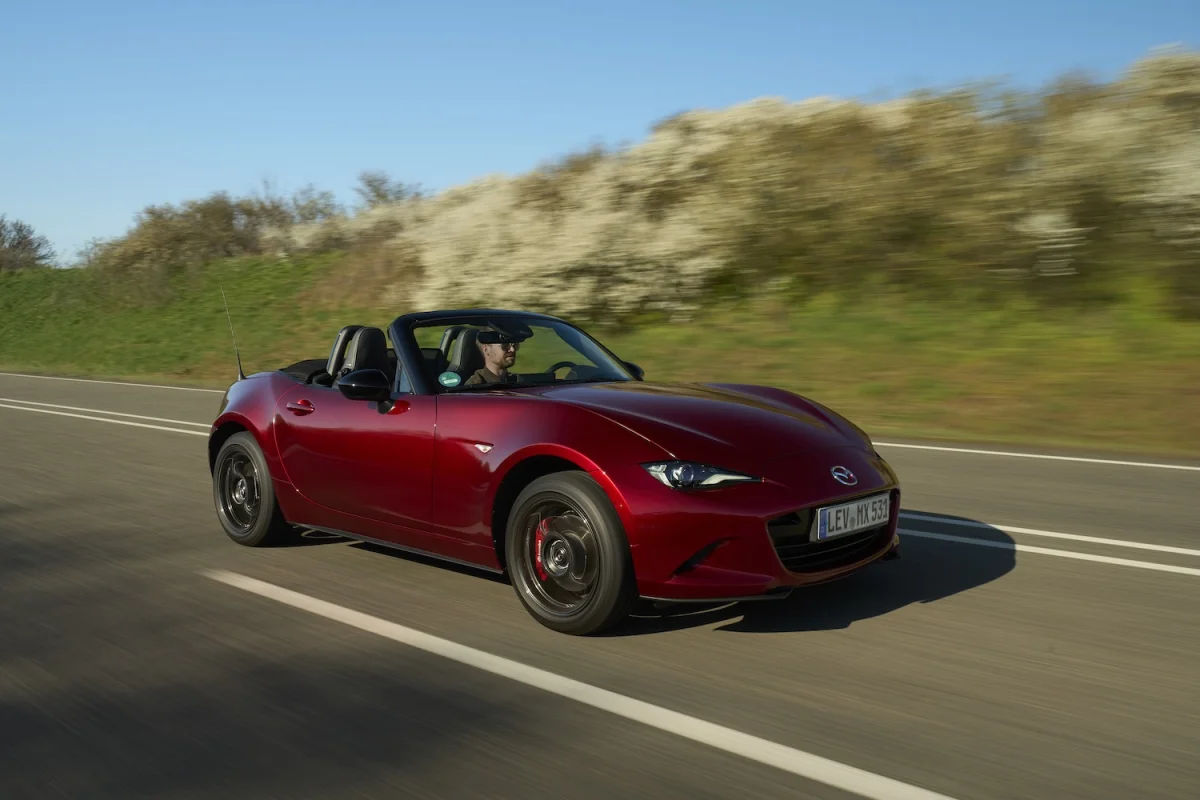 La Mazda MX-5 sur le point d’oser le moteur électrique !