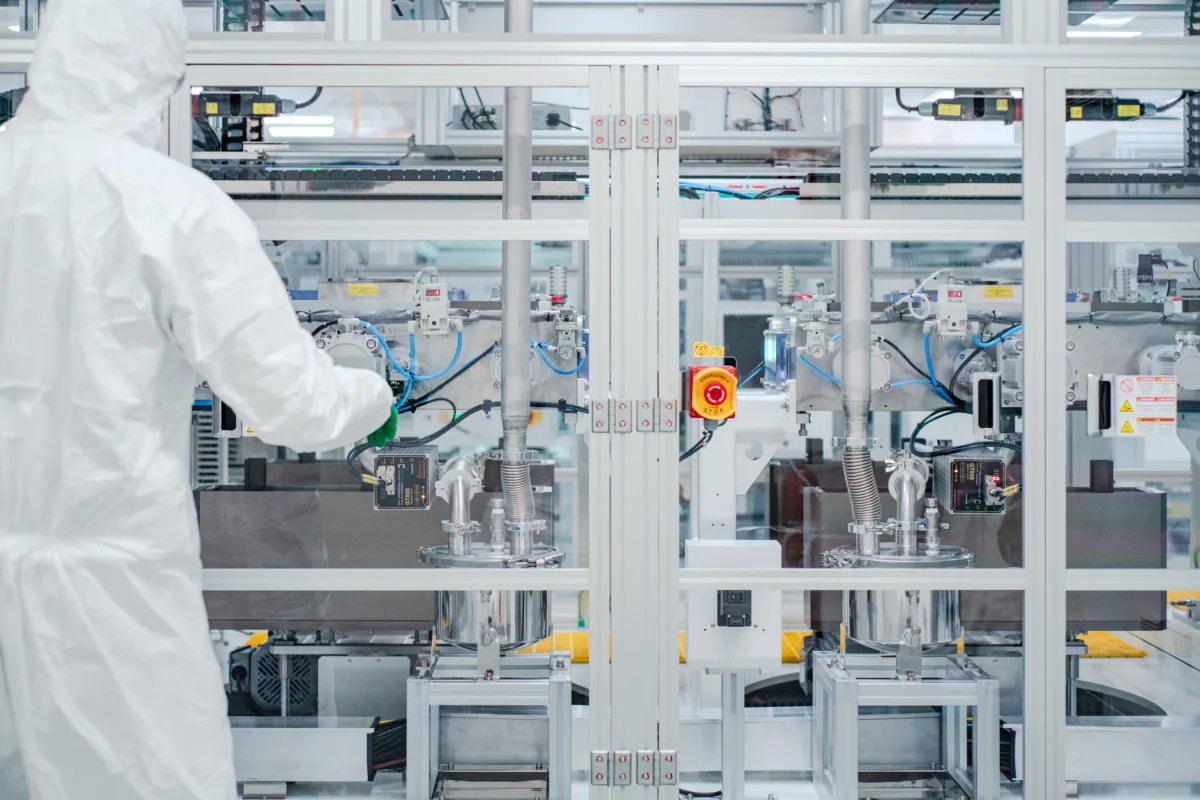 Nouveau patron, même défi : ce fabricant français de batteries va enfin passer à la vitesse supérieure pour fournir Renault