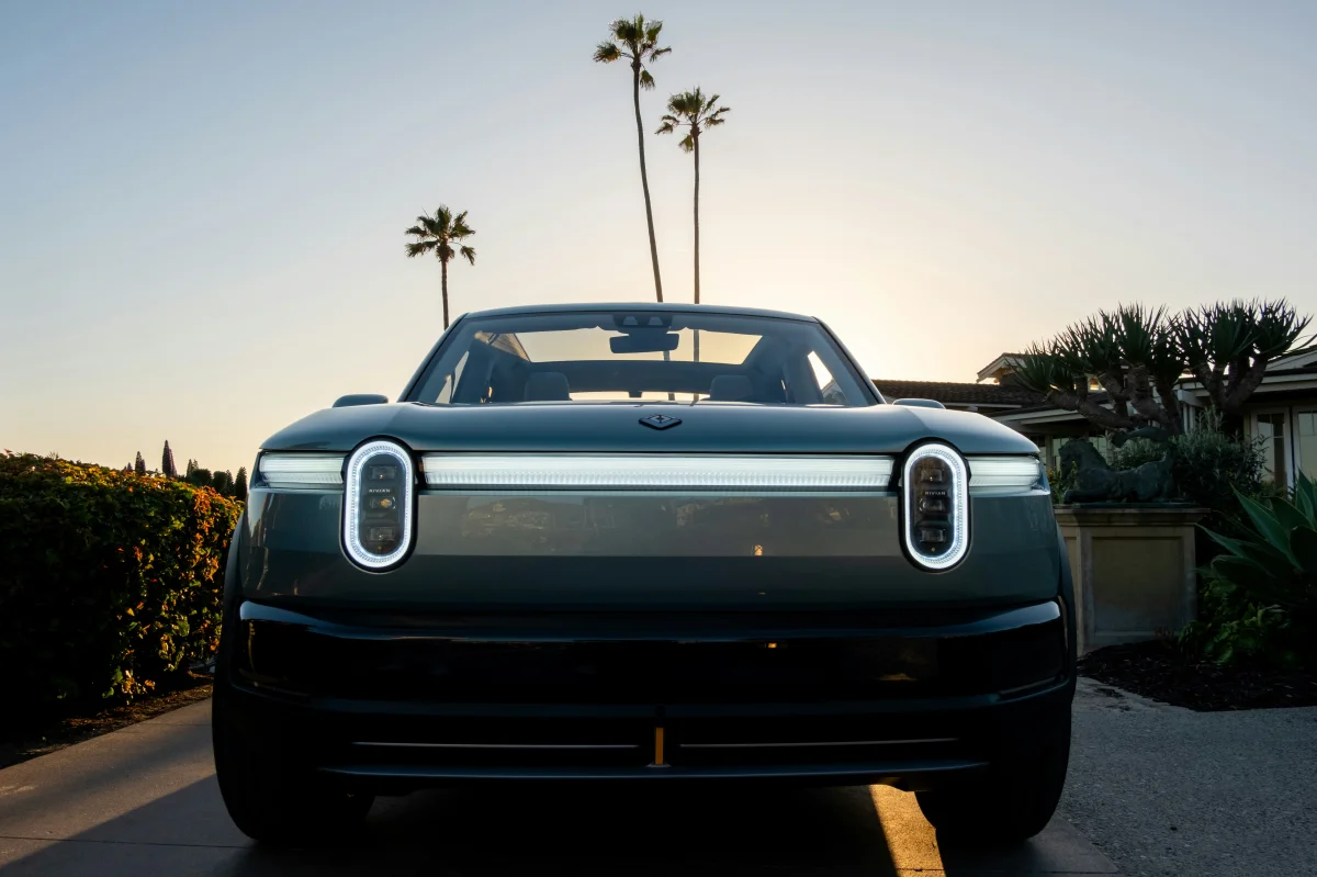 Pour Donald Trump, les gens qui roulent en voiture électrique souffrent d’une « maladie »