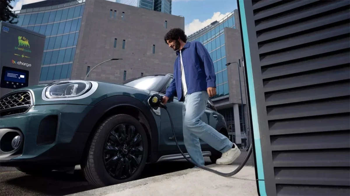 Longs trajets, voyages en Europe et routes secondaires : comment Plenitude veut simplifier la recharge électrique