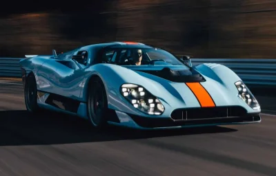 Quelqu’un a vraiment transformé une Porsche Carrera GT en 917 moderne !