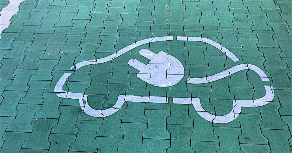 Volonté d’achat d’une électrique : un léger progrès, mais c’est loin d’être gagné