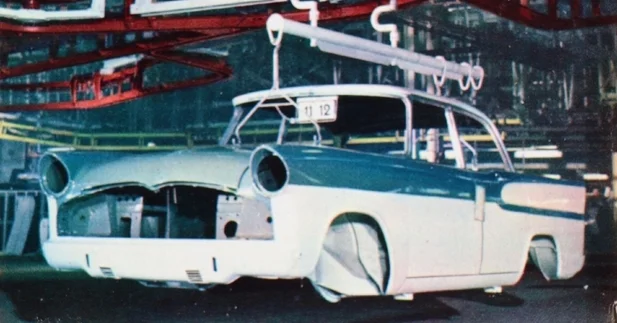 A l'usine Stellantis de Poissy, c'est une page d'histoire qui se tourne