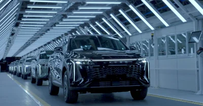 90 % d’automatisation et des ouvriers augmentés : bienvenue dans l’usine du futur de Chery