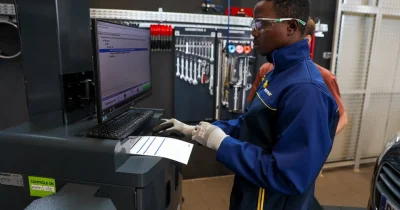 Norauto ouvre 1 000 postes immédiats pour répondre à l'affluence estivale et préparer l’après-pétrole