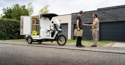 Comment les constructeurs automobiles misent sur le vélo-cargo et participent à faire disparaître la camionnette des centres-villes
