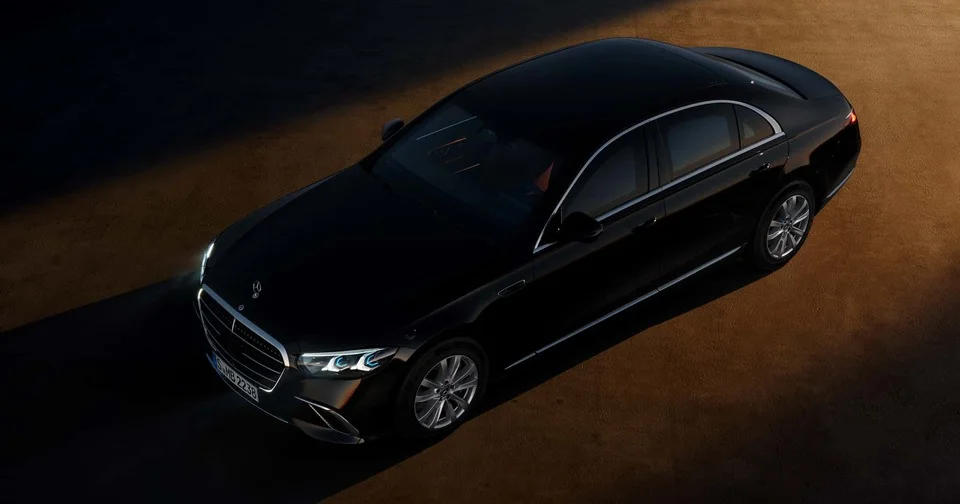 Voici pourquoi il faut être riche et menacé pour avoir un V12 en Mercedes Classe S