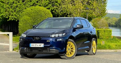 Le Subaru Solterra restylé progresse, oui, mais de façon étrange…