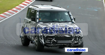 Sur le circuit du Nürburgring un Defender s’amuse. Il s’agit d’un modèle encore plus exclusif que le Land Rover Defender Octa de 635 ch.