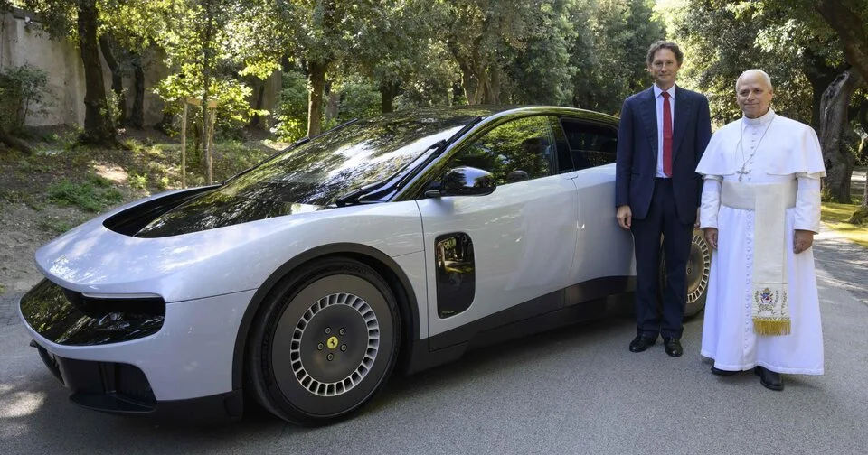 Même le Pape a vu la Ferrari Luce qui écoeure l'ancien patron de la marque