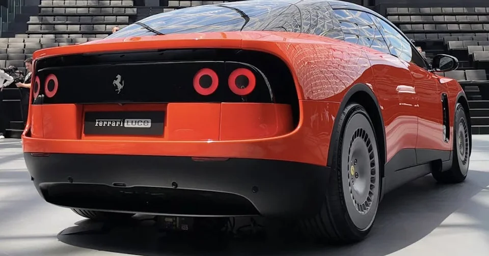 Faire fuiter la Ferrari Luce exposait son auteur à une amende pouvant atteindre 600 000 euros