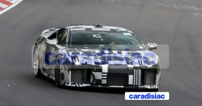 La nouvelle supercar des Anneaux, l’Audi Nuvolari, participe à des essais privés sur le circuit mythique du Nürburgring.