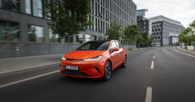 Que vaut la BYD Dolphin G DM-I, cette citadine hybride rechargeable chinoise vendue moins cher qu'une hybride ?