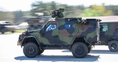 Mercedes-Benz prend du galon et envoie son classe G au front