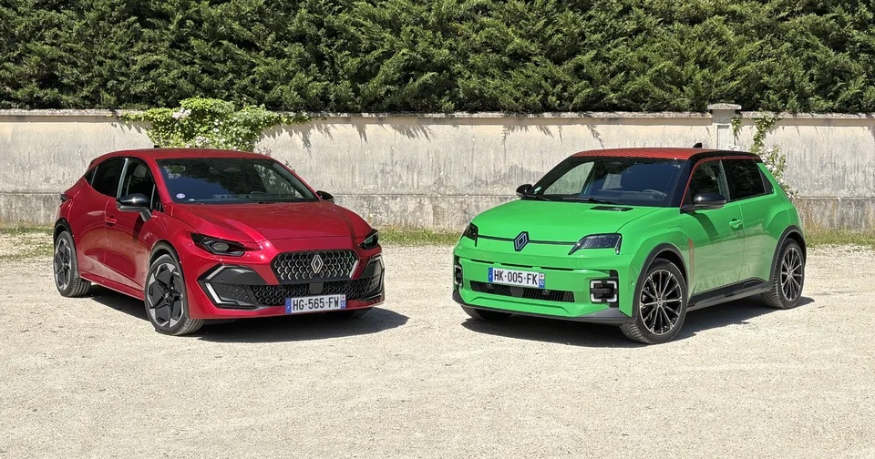 Renault 5 VS Renault Clio : le match de vos voitures préférées