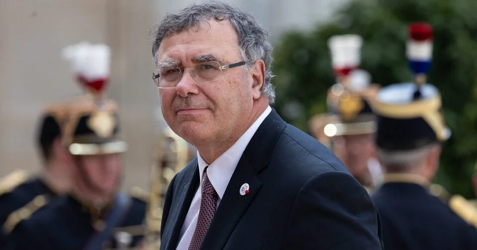 « Tant qu’on n’augmente pas les taxes sur l’électricité », le patron de Total recommande aux ruraux d’acheter une voiture électrique
