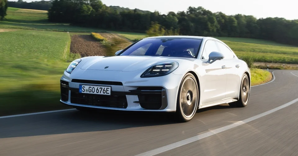 Accidenter sa Porsche à l’aide d’une Audi, c’était trop louche pour son assureur