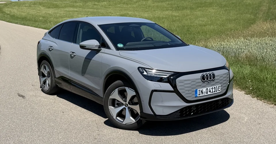 Comment l’Audi Q4 e-tron Sportback restylé peut-il s’afficher au prix d’un Renault Scénic ?