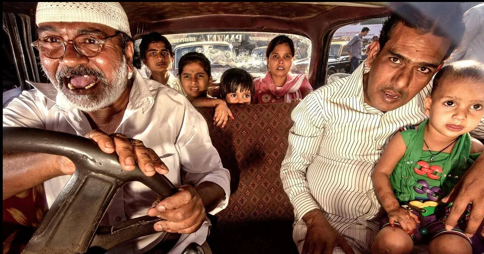Le photographe Douguie Wallace s’est penché sur les taxis mythiques de Bombay et c’est aussi drôle que spectaculaire